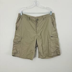 Columbia Khaki Cargo Shorts Omni Shade Sun Protection Men’s Size 36